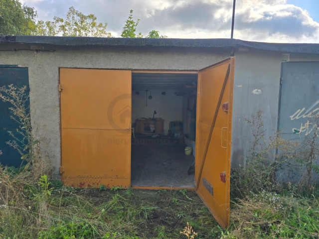Do sprzedana garaż o powierzchni ok. 16 m2